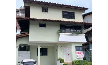 Casa Espaciosa en Venta, Hato Pintado/For Sale Spacious Detached House