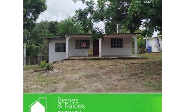 Alquiler y Venta De Casa En Las Delicias De Penonomé Código C482