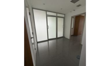 Oficina en alquiler Torre Aseguradora Ancón
