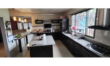 se vende hermosa casa EN REMATE  vista alegre arraijan