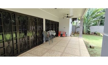 se vende hermosa casa EN REMATE  vista alegre arraijan