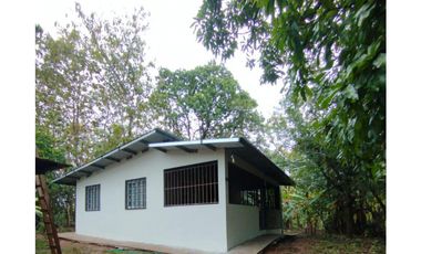 Casa con terreno en Venta en Montijo - Veraguas