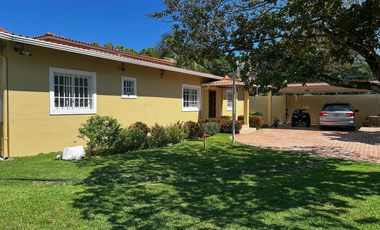 Venta de Casa - San Carlos