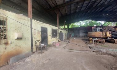 Vendo propiedad con 1000m2 sobre vía principal Chorrera