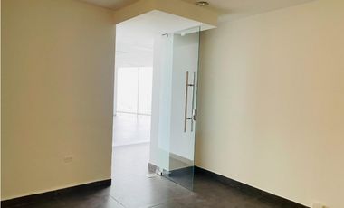 Oficina en Torre Ancón, Costa del Este