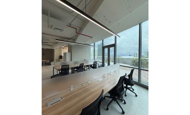 Se Alquila Oficina Amoblada en Costa del Este (AL)