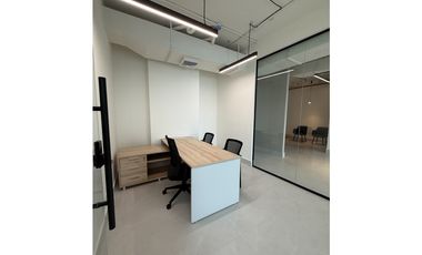 Se Alquila Oficina Amoblada en Costa del Este (AL)