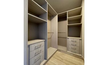 Se Vende Apartamento en Costa del Este (AL)