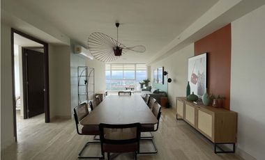 Se Alquila en Apartamento en Costa del Este (AL)