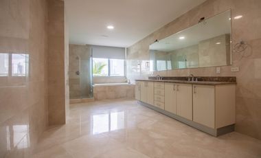 Se Alquila Apartamento en Punta Paitilla (AL)