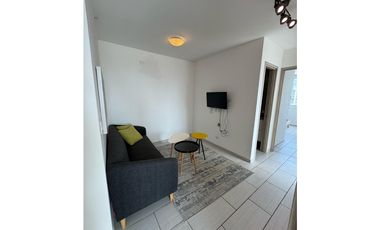 Se Vende Apartamento Amoblado en Calle 50 (AL)