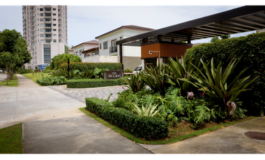 The Woods, Complejo Residencial de Lujo - Venta de Casa, Santa María