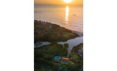 Propiedad de Lujo con Acceso Directo al Mar en Punta Barco Resort