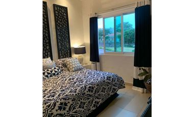 VENDO APARTAMENTO DE PLAYA EN PUNTA BARCO VILLAGE