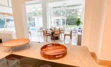 Vendo amplia y bella casa en Fairway Estates
