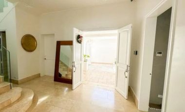 Vendo amplia y bella casa en Fairway Estates