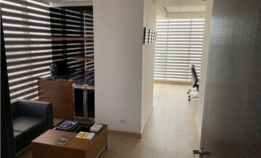 OFICINA PENTHOUSE, TORRE SFC