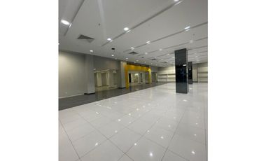 Alquiler de local de 577 metros en Los  Andes Mall