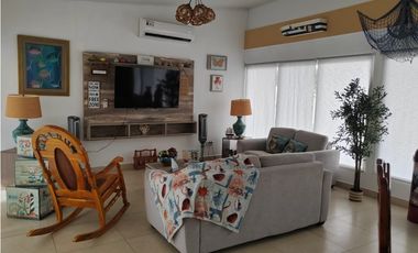 Alquiler de Casa de Playa en Nueva Gorgona, Panamá
