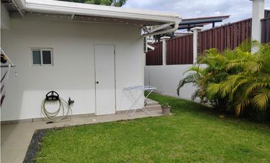 Alquiler de Casa de Playa en Nueva Gorgona, Panamá