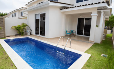 Bosques del Pacífico, Venta de Casas Nuevas en Panamá Pacifico