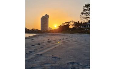 VENDO APARTAMENTOS EN PH. PLAYA SERENA