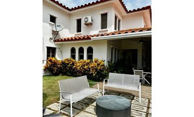 SE VENDE CASA EN VISTAMAR