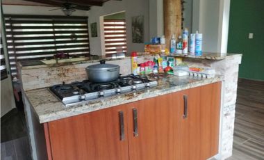 SE VENDE CASA EN EL VALLE DE ANTON