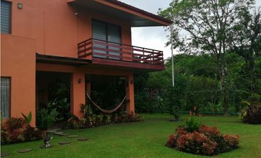 SE VENDE CASA EN EL VALLE DE ANTON