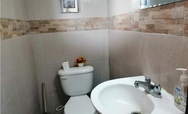 SE VENDE CASA EN EL VALLE DE ANTON