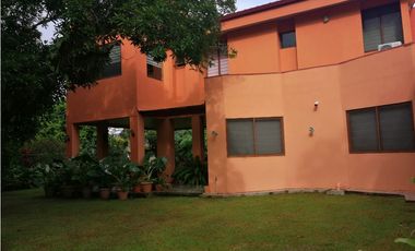SE VENDE CASA EN EL VALLE DE ANTON