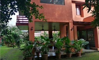 SE VENDE CASA EN EL VALLE DE ANTON
