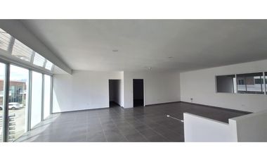 Alquiler de Galera de 488 mts en Tocumen cerca del metro