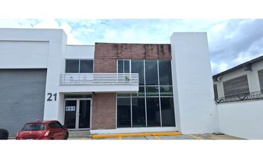 Alquiler de Galera de 488 mts en Tocumen cerca del metro