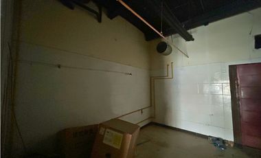 Local en Alquiler en Pueblo Nuevo. 26-2715.