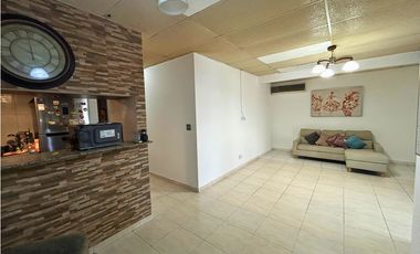 Casa en Venta en Villa Lucre. 26-1895.