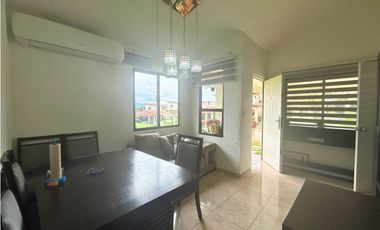 Casa en Alquiler en Las Cumbres. 26-3045.