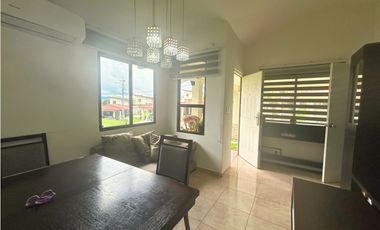 Casa en Alquiler en Las Cumbres. 26-3045.