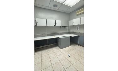 Alquiler de Local en Planta Alta en Vista Hermosa