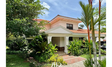 Venta Casa Senderos Camino de Cruces - Clayton