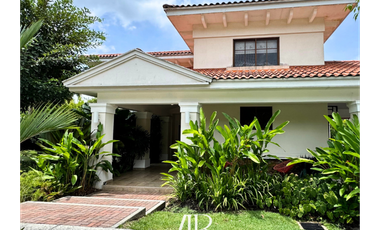 Venta Casa Senderos Camino de Cruces - Clayton