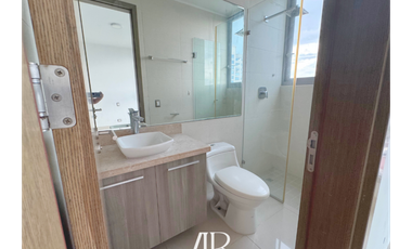 Vendo apartamento piso alto Costa del Este, precio de Oportunidad!