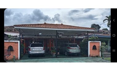 Venta de Casa en La Gloria de Betania