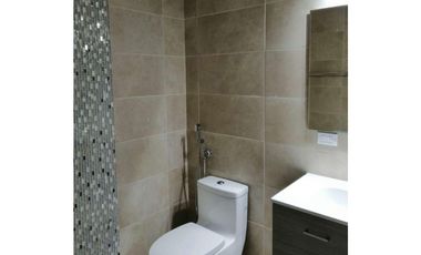SE VENDE O ALQUILA APARTAMENTO EN PH LUMIERE EN COSTA DEL ESTE