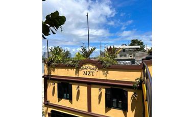 Venta de edificio con restaurante