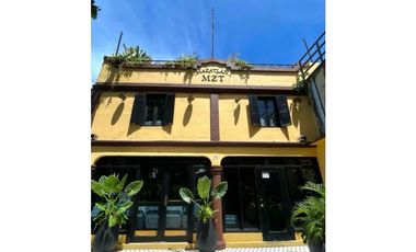 Venta de edificio con restaurante