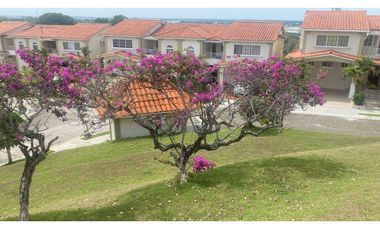 Venta de casa en Brisas del Golf