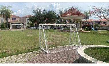 Venta de casa en Brisas del Golf