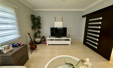 Se vende casa en Rainforest, Las Huacas