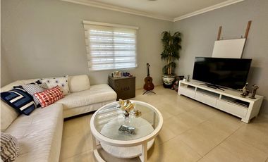 Se vende casa en Rainforest, Las Huacas